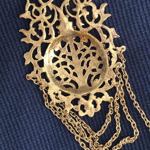 Beautiful Vintage gold tone necklace!! - Picture 2 of 7